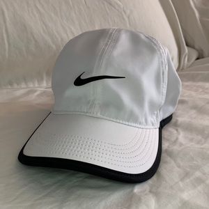 Youth Nike Dri-Fit golf hat